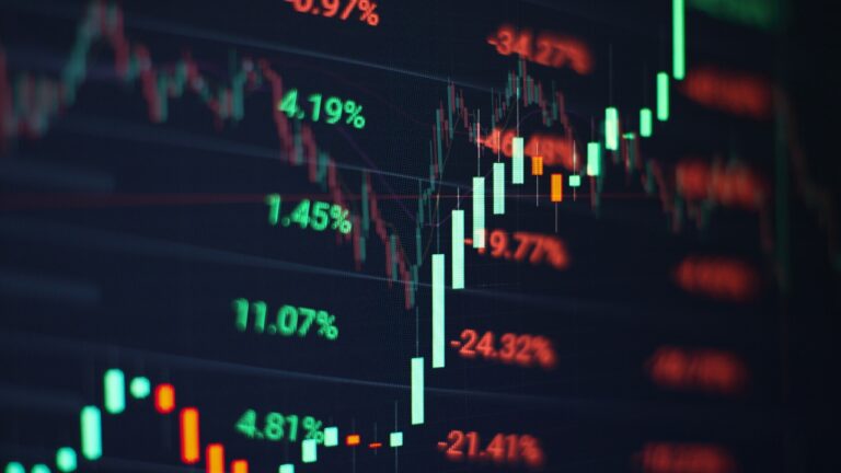 FPIs Exit Indian Market with ₹94,000 Crore Outflow in October, Driven by Rising Valuations and Chinese Investment Appeal